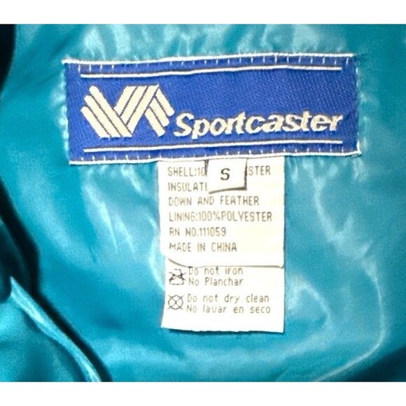 Sportcaster  Puffer Vest Women’s Small Blue Zip Front Pockets Lightweight NEW - Picture 3 of 5